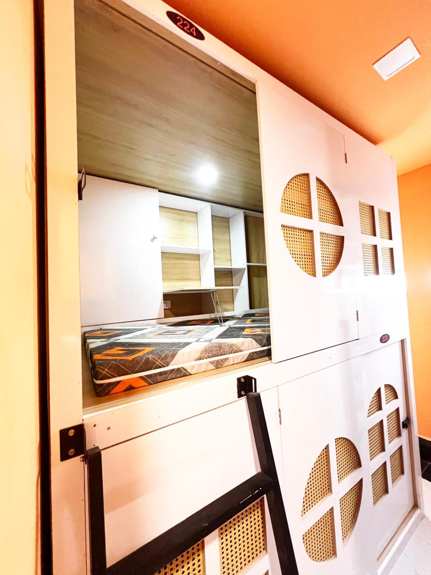 Tva Homestay - Tva Sleepbox - Tva Working Space Πνομ Πενχ Εξωτερικό φωτογραφία